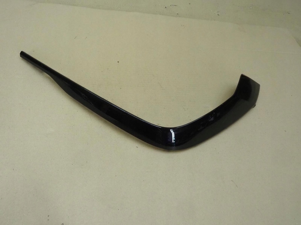 фото №8, Audi a4 b9 s-line молдинг бампера левая задняя 8w0853555