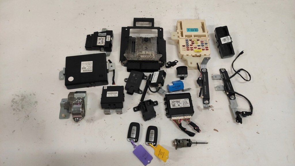 фото №1, Hyundai ix35 2.0 crdi набір стартовий 39101-2f255