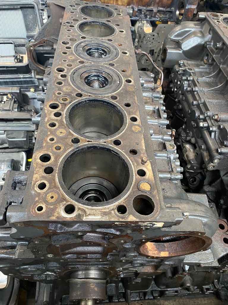 фото №9, Блок двигуна iveco cursor 11 – 420/460 km – набір korbowo-tłokowy euro 6