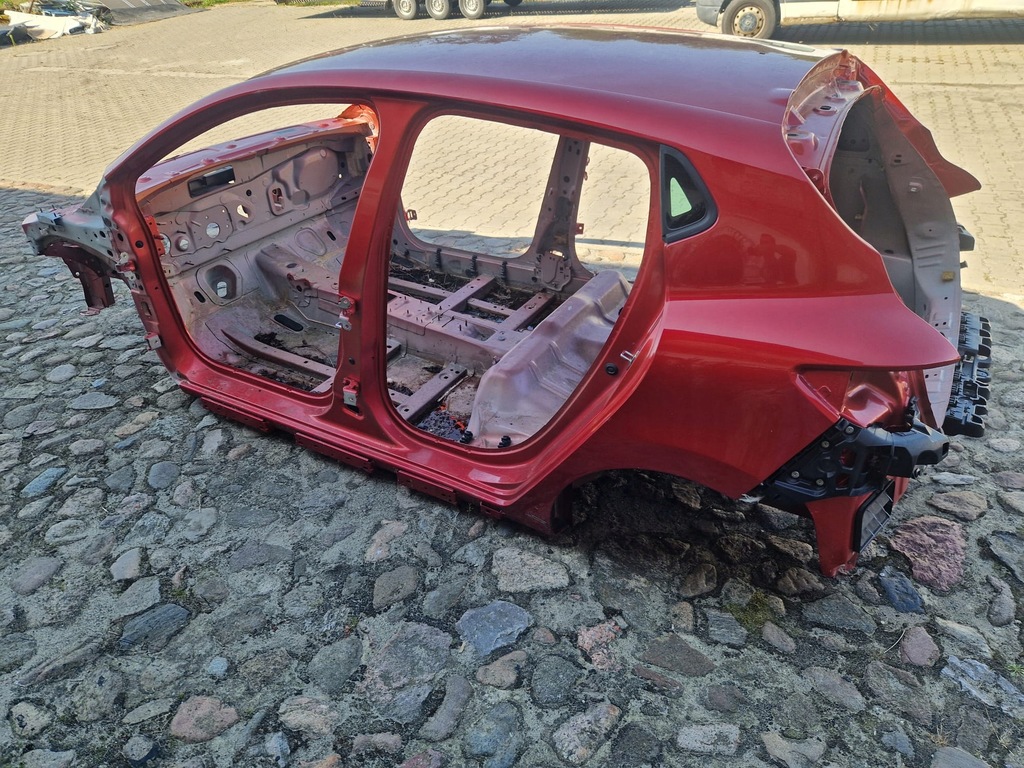 фото №2, Renault clio iv 4 кузов кузов четверть