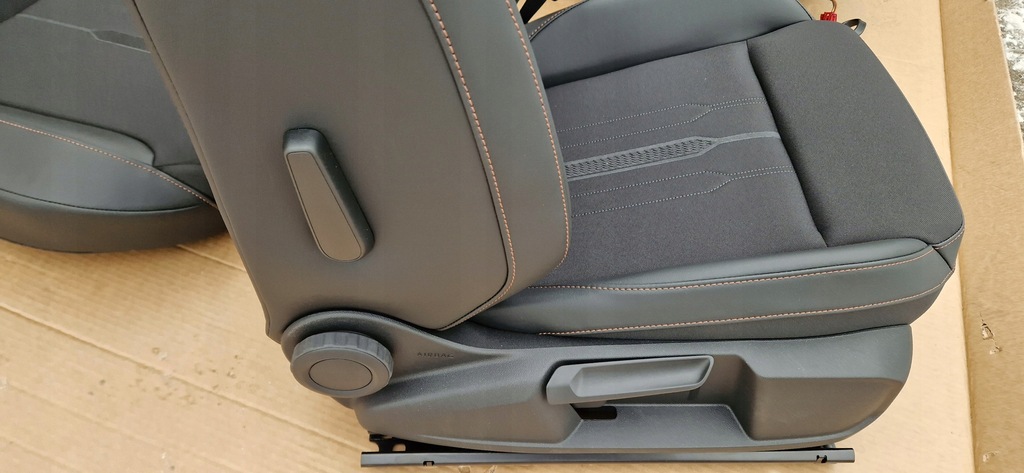 фото №9, Сиденья заднее сиденье cupra formentor skóra/materiał nowe комплект