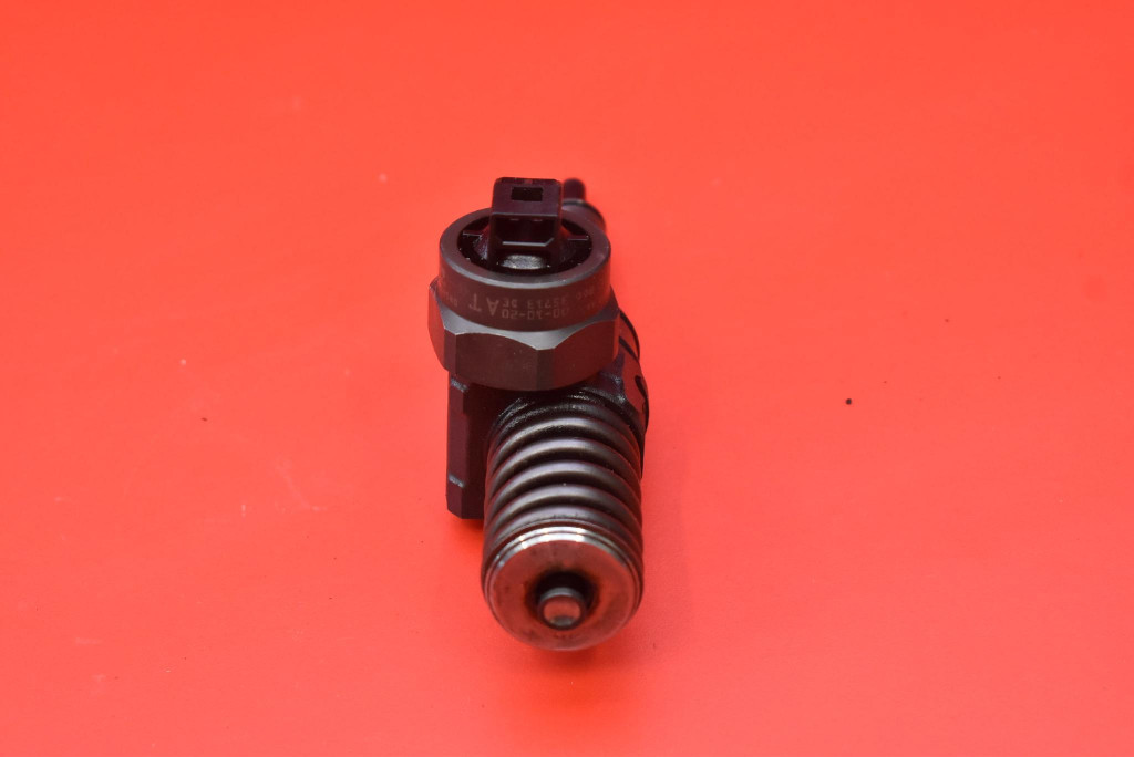 фото №5, Інжектор насос-форсунка 0414720028 038130073aa audi a3 8l 1.9 tdi 100 km 00-03