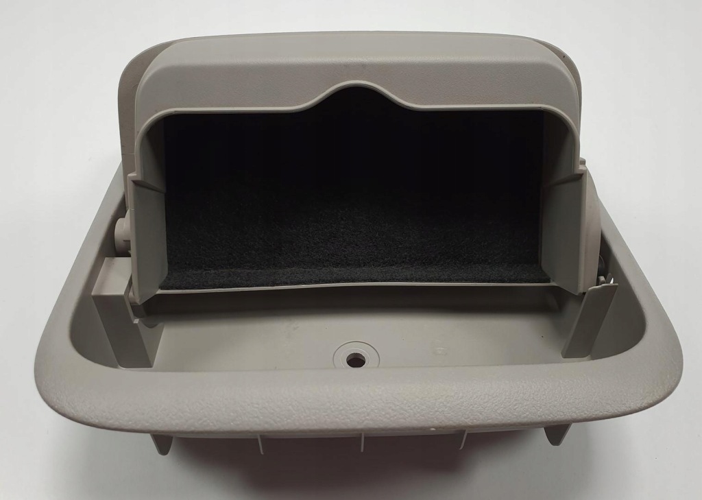 фото №2, Лампа освещение салона mitsubishi grandis