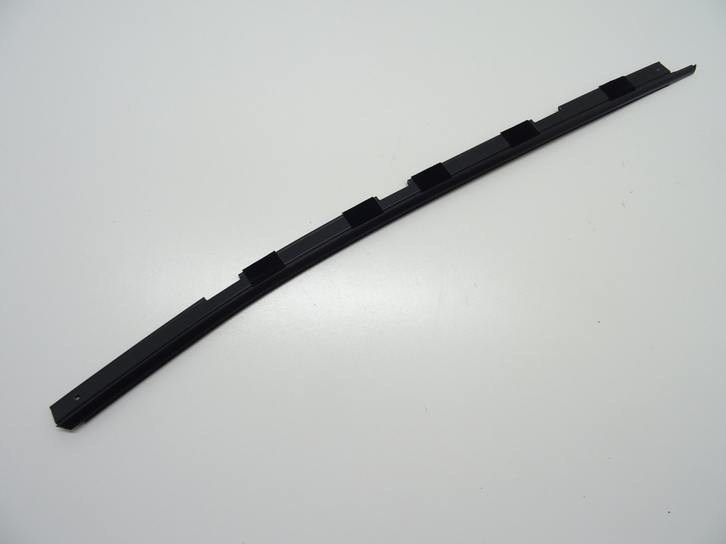 фото №1, Corvette c7 молдинг уплотнитель дверь parapet накладка дверная правая