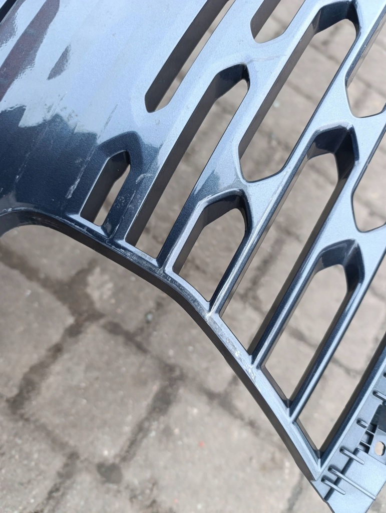 Hyundai staria дорестайлинг  решётка  решётка радиатора бампера перед 86351cg100 Цена