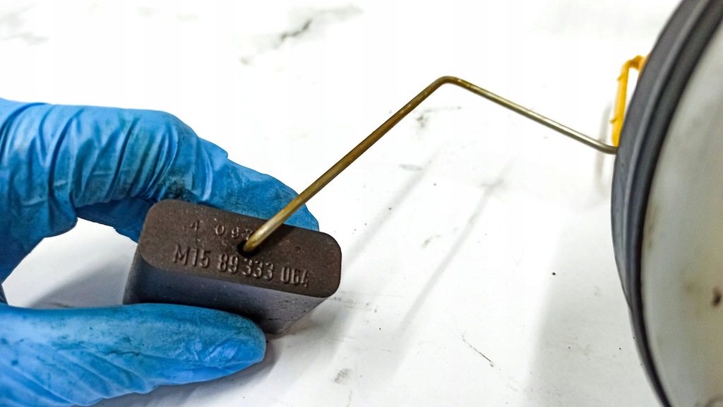 фото №12, Mercedes-benz clc cl203 2003 всі датчики рівня пального