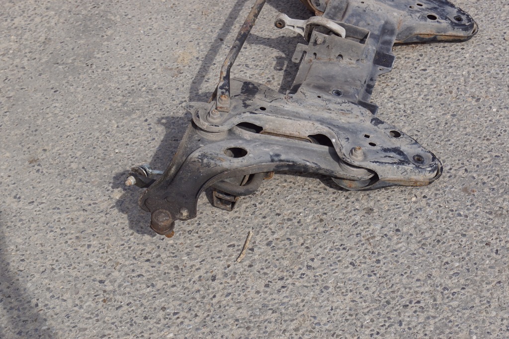 фото №7, Балка подрамник перед peugeot 2008 i