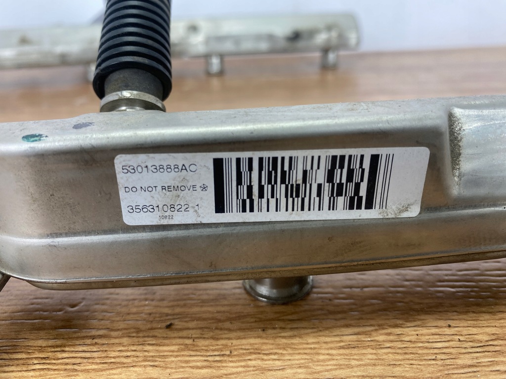 фото №9, Молдинг упорскування 5.7 dodge durango 2014+ usa