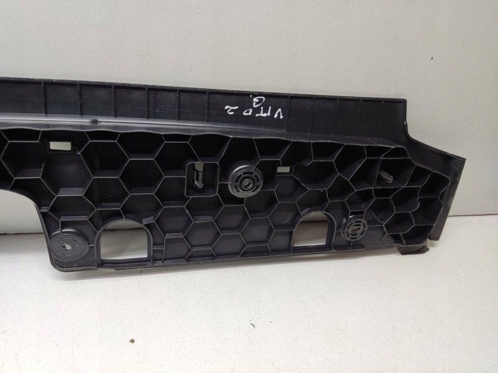 Купити Накладка поріг багажника задній mercedes-benz vito viano w447 a4476940328