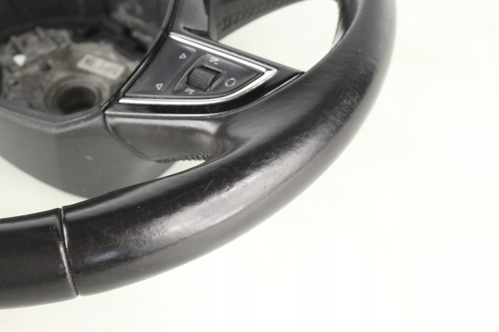 фото №8, Повітропровід шкіряний шкіра skoda octavia iii 12-16 4 спицевий