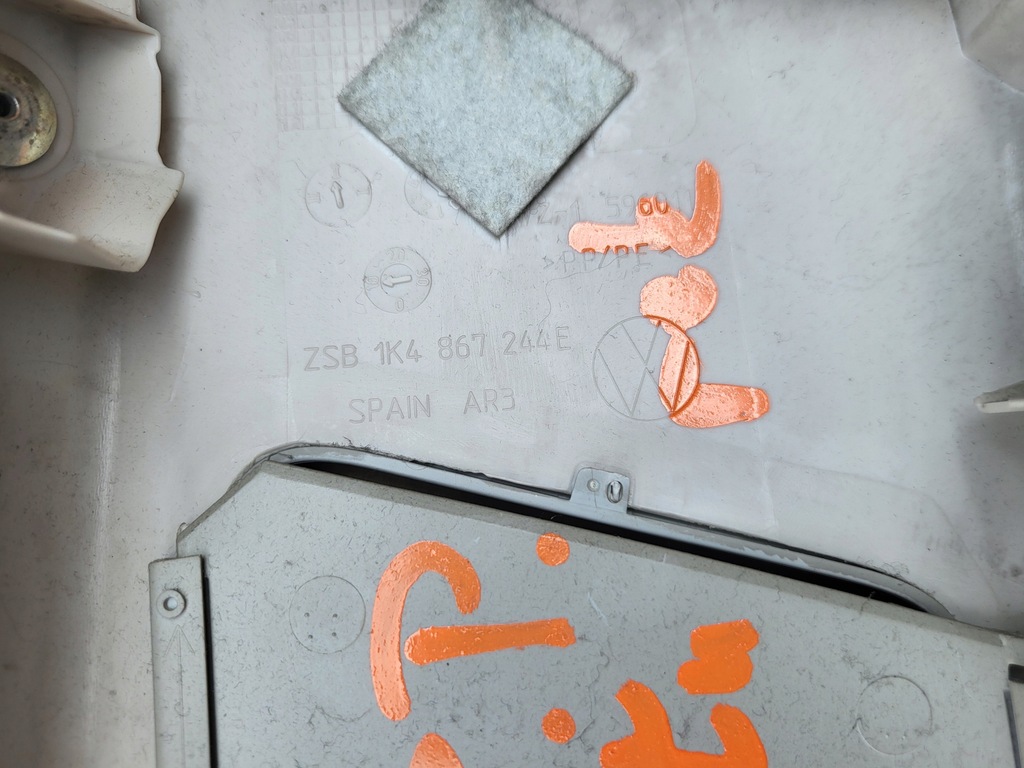 фото №8, Захист обшивка стійка b правий середина vw golf v szary 1k0868312a 1k4867244e