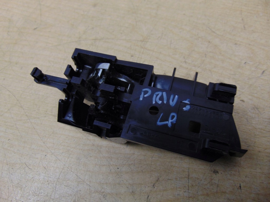 фото №9, Ручка внутренняя дверь левая перед toyota prius ii 2002- 69206-47020