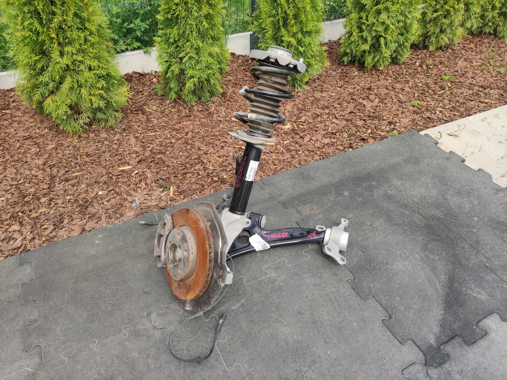 фото №1, Поворотний кулак важіль амортизатор bmw f48 f39 f45 ліва