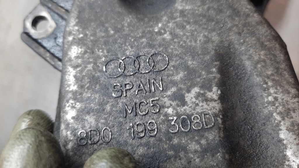 фото №6, Кронштейн двигуна 8d0199308d audi a6 c5 2.4b v6