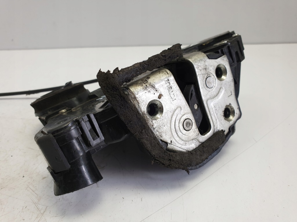 фото №4, Toyota avalon левый передний замок дверь перед