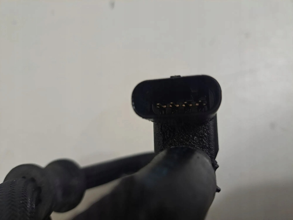 фото №10, Шланг паливний do форсунок bmw 7 g11 g12 8587536