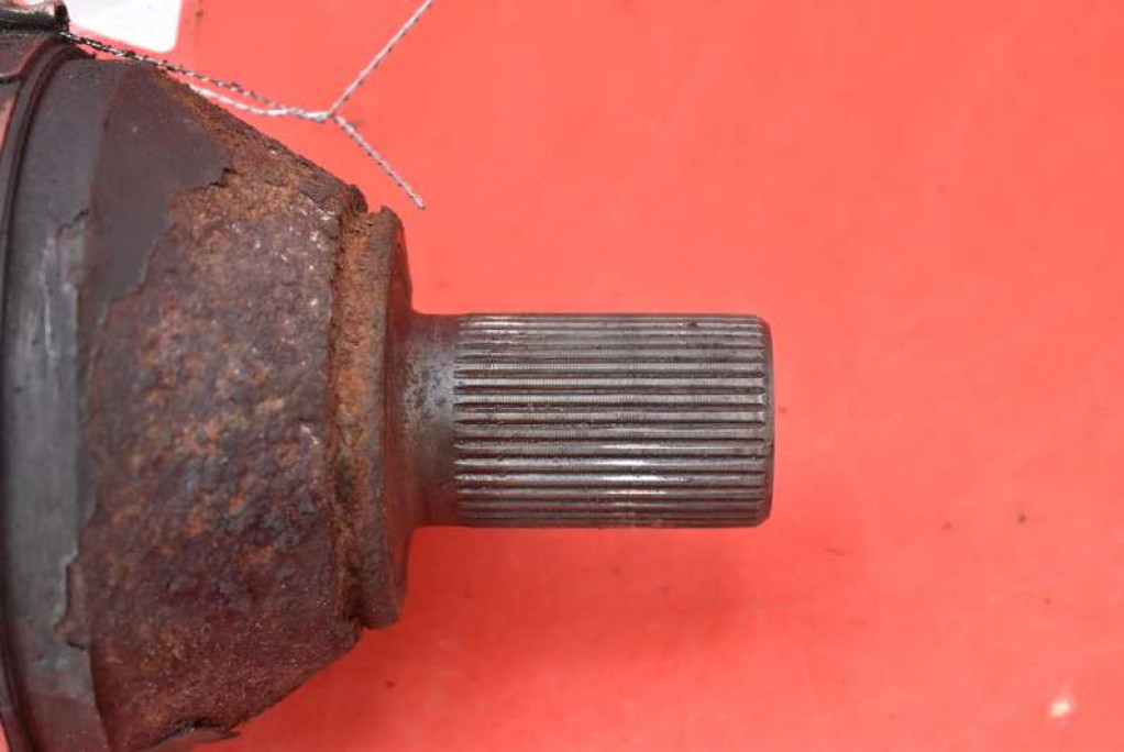 Приводной вал правая перед автоматическая коробка передач p30711430 volvo xc70 2 2 2.4 d5 185 km 4x4 07-13 в Украине