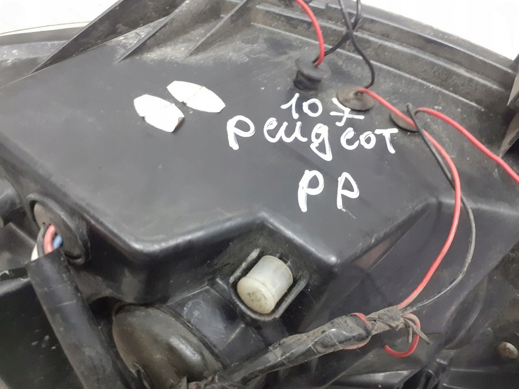 фото №11, Лампа правая передняя peugeot 107 europa