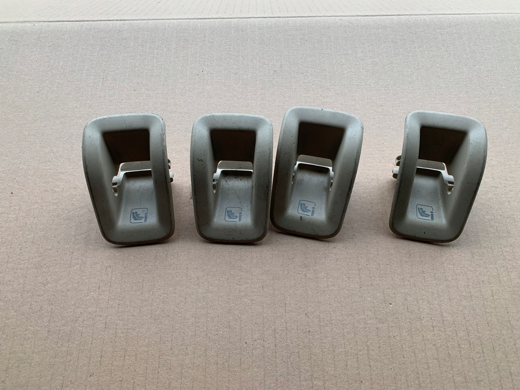 фото №1, Заглушка захист сидіння isofix audi a4 b9 8w0887233a оригінал ładna