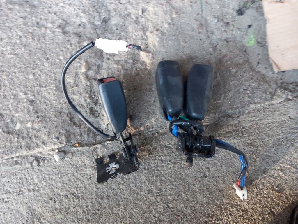 фото №2, Замок кліпса поперечина задня hyundai 30 06-11