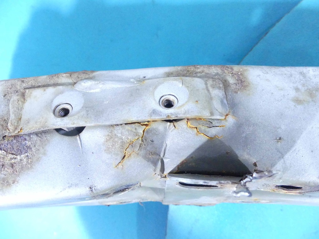 фото №9, Підсилювач бампера lancia thema ii 300c перед