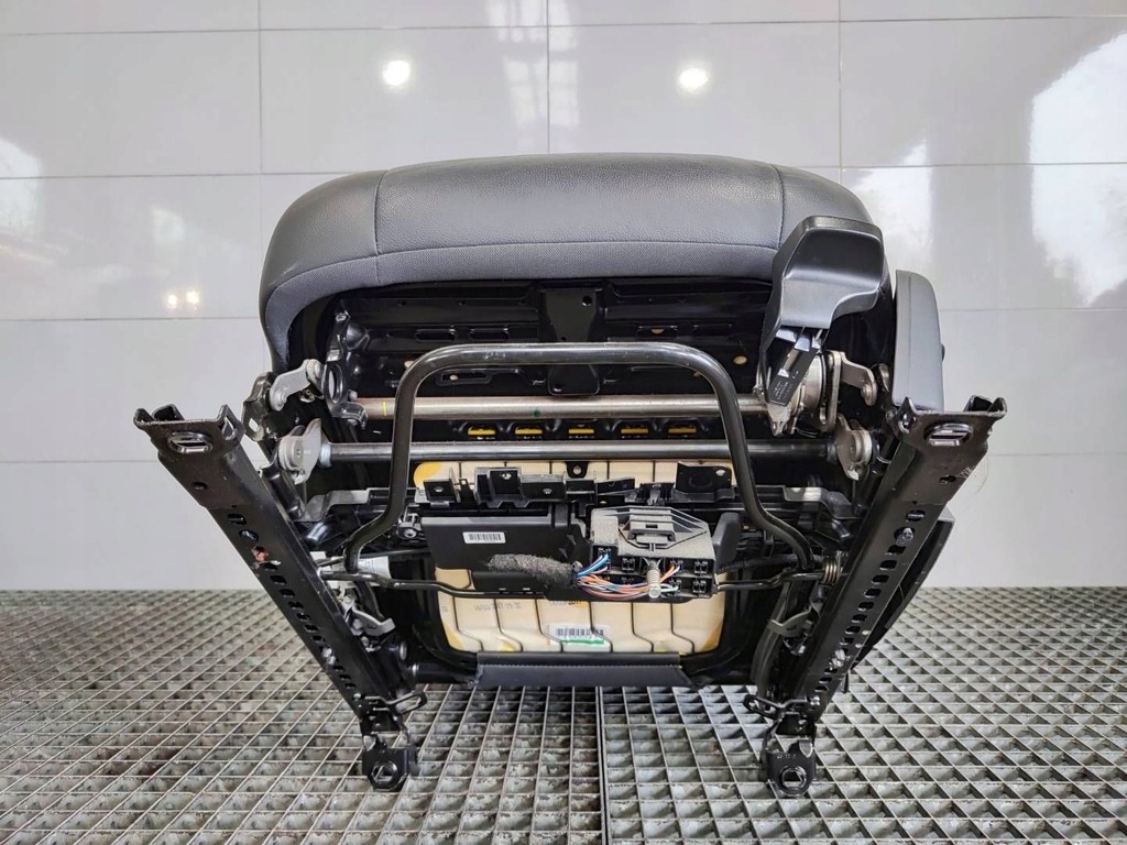 фото №16, Сидіння сидіння заднє сидіння комплект шкіра volvo v60 i lift шкіра шкіряний