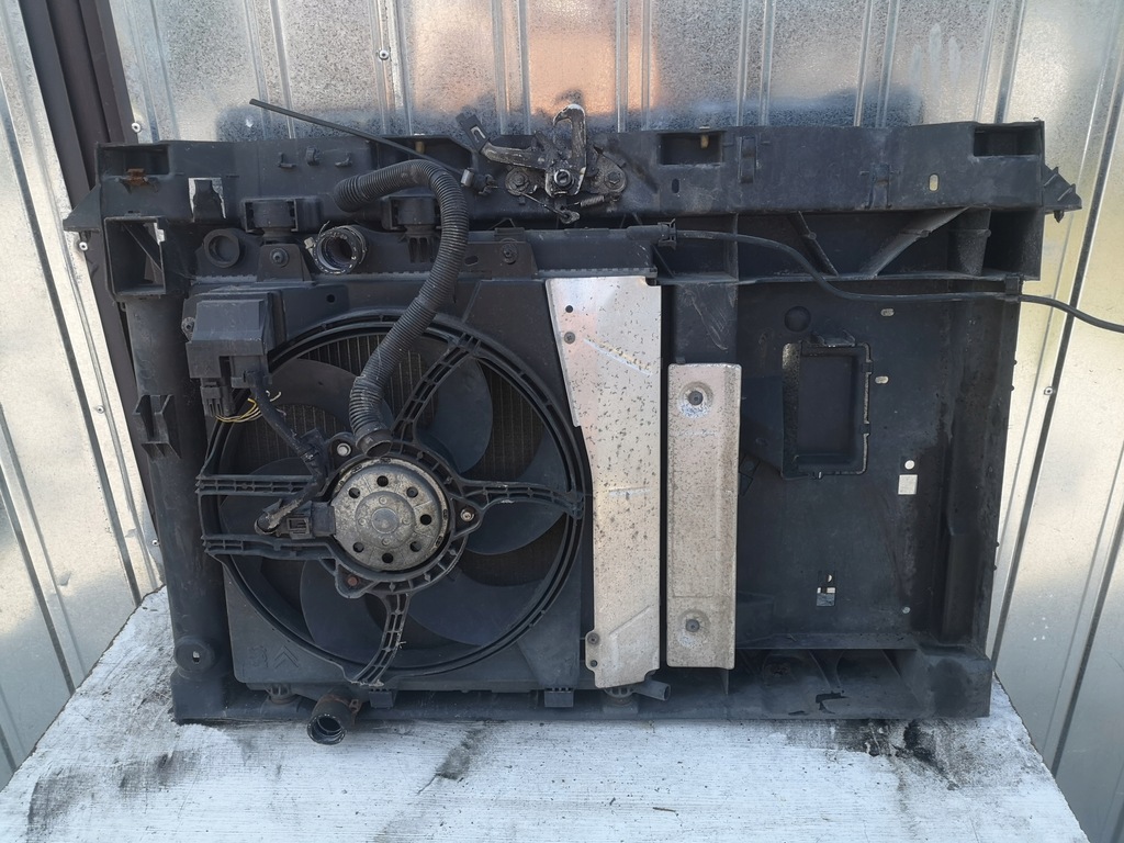 фото №6, Pas передний радиатор peugeot 207 cc cabrio 1.6b