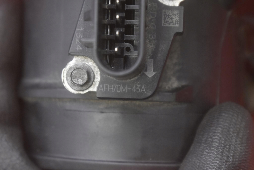 Купити Корпус фільтра повітря 20813712 chevrolet equinox 2 2 2.4 ecotec 182 km