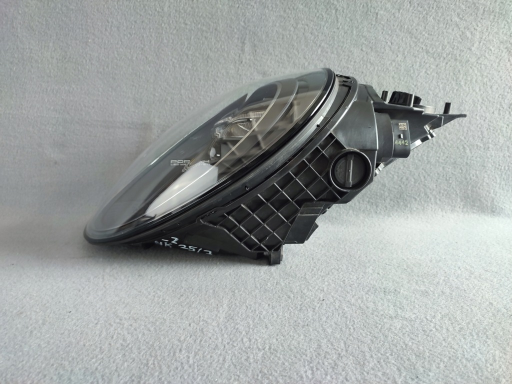 фото №10, Porsche 911 992 gt3 9p5 лампа full led левая перед matrix система x-sight