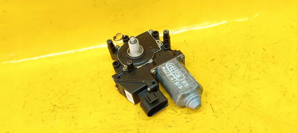 фото №10, Audi оригинальный номер 4b0959802e