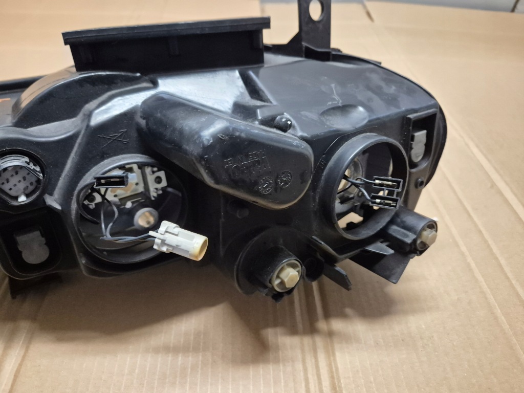 Alfa romeo 147 лампа ліва. 2004-2010.lifting. valeo Доставка