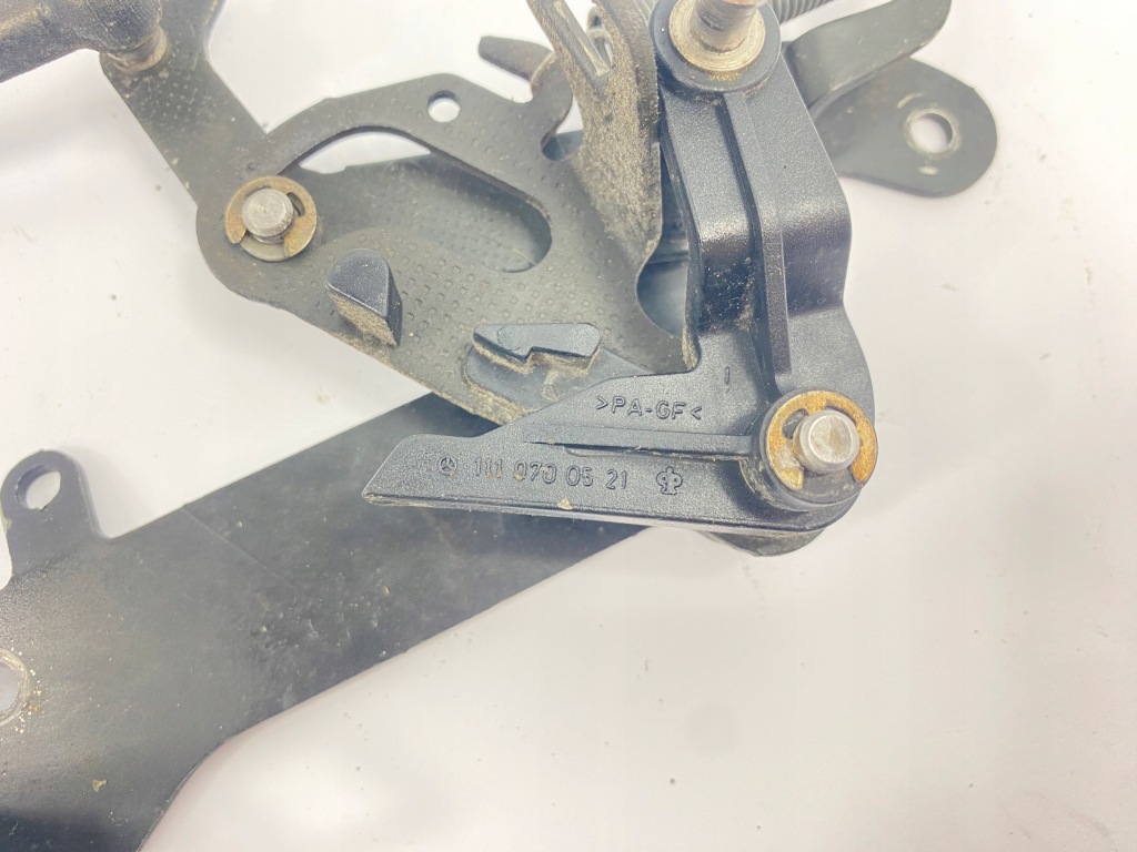 Механизм трос газа mercedes w124 m111 e200 e220 200e 220e 1110700521 Оригинал