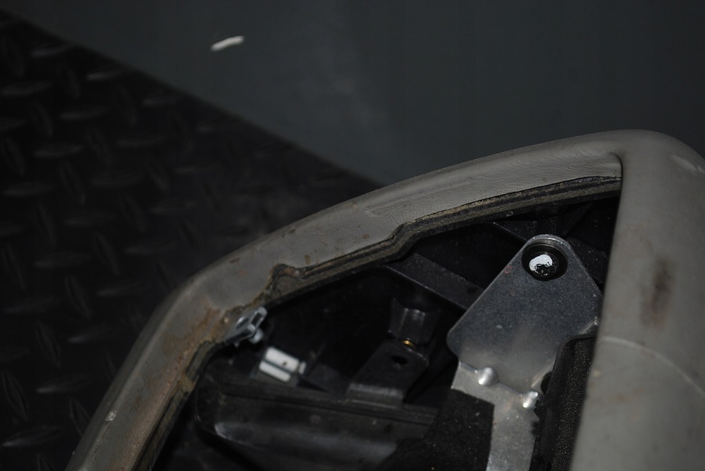 фото №13, Туннель средний кожа 4e0863241e audi a8 s8 d3 w12