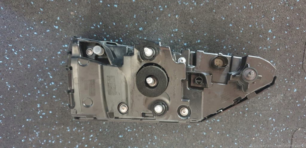 фото №5, Audi a6 c8 лампы задняя led комплект оригинал