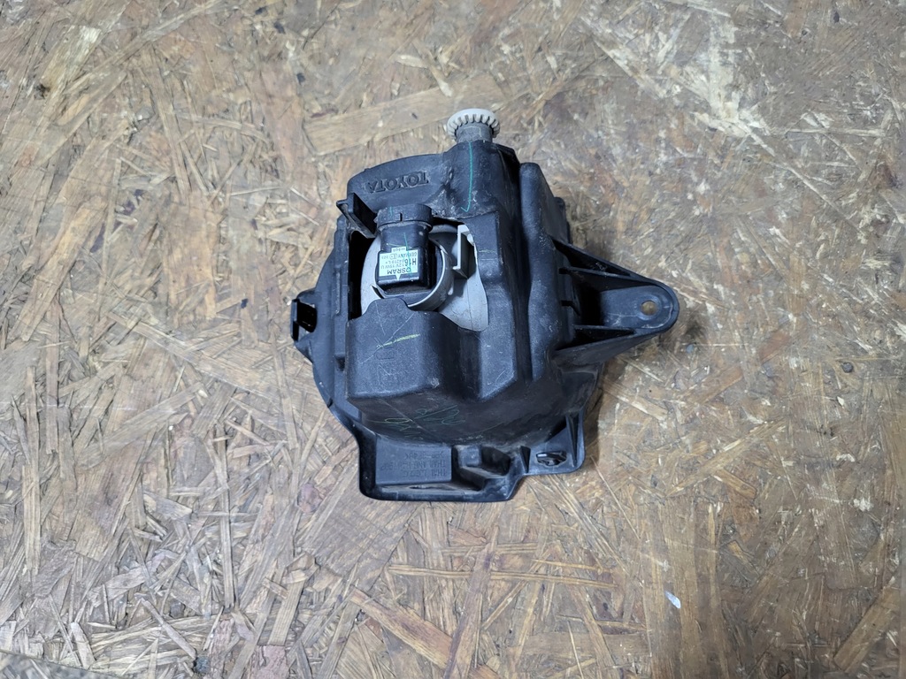 фото №11, Toyota hilux vii 7 lift 11-15r протитуманна фара правий