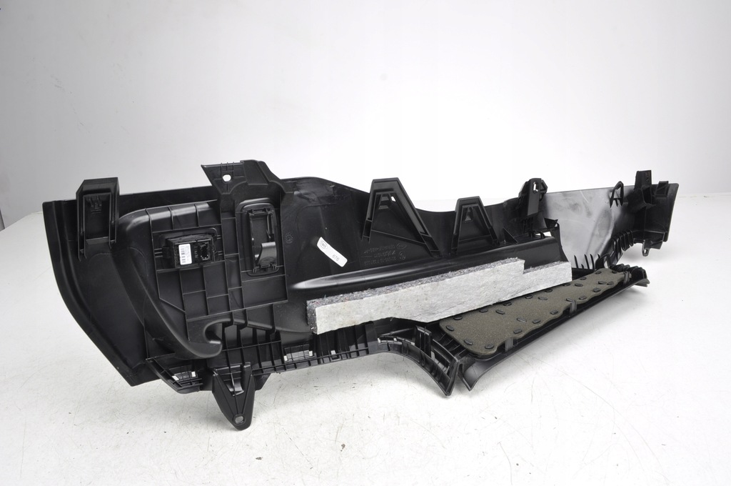 фото №6, Bmw 2 f46 gran tourer обшивка багажника правый