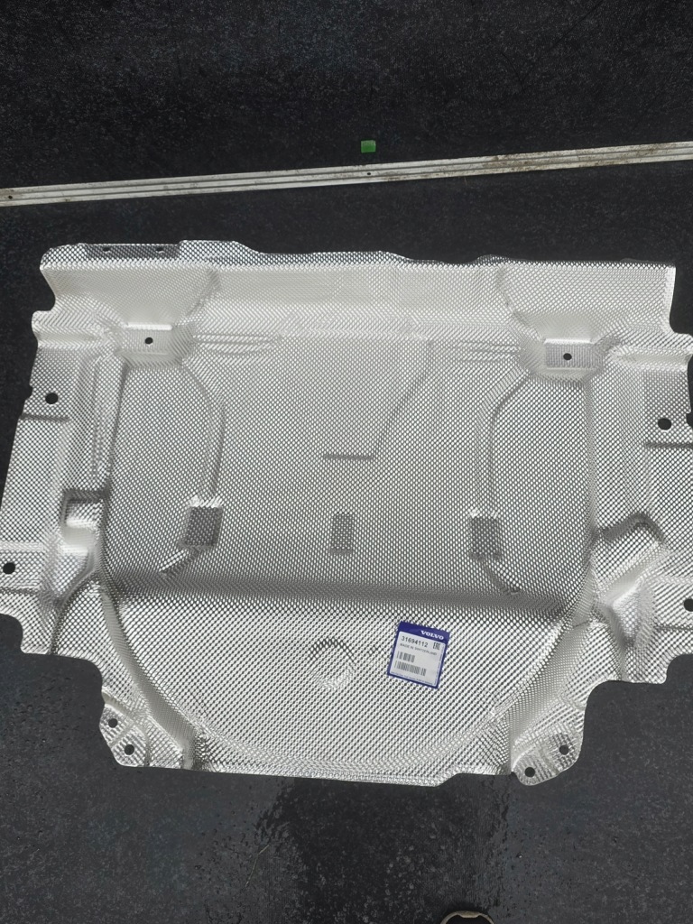 Купити Volvo xc90ll оригінальний номер 31694112 захист  теплова