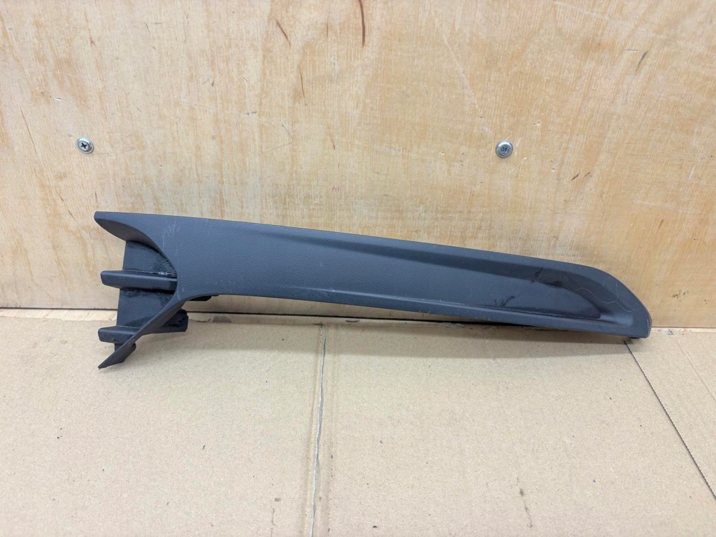 фото №1, Renault clio v молдинг бампера права 601989489r