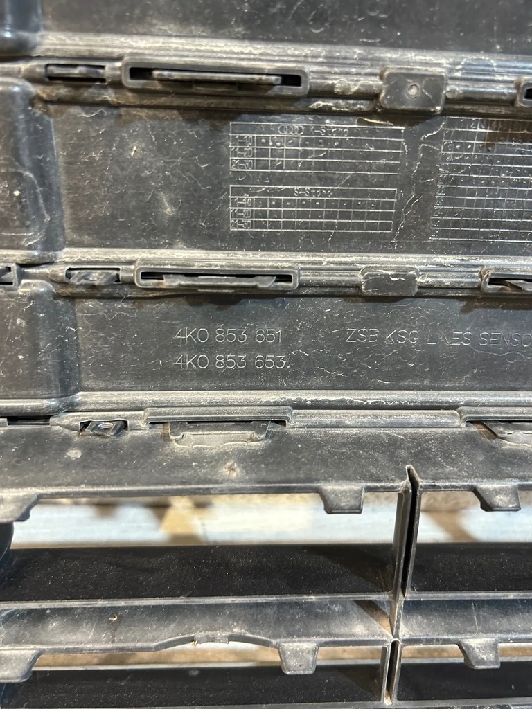 фото №9, Audi a4 b8 8k0 решётка радиатора радиатора