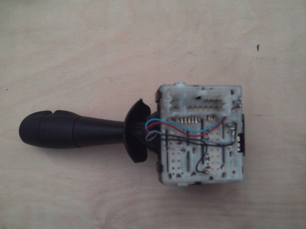 фото №8, Перемикачі trafic iii vivaro b nv300 talento 14-