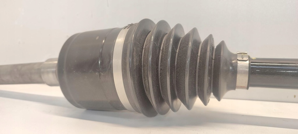 Mercedes gle53 a167 приводной вал правая  перед a1673309001 Оригинал