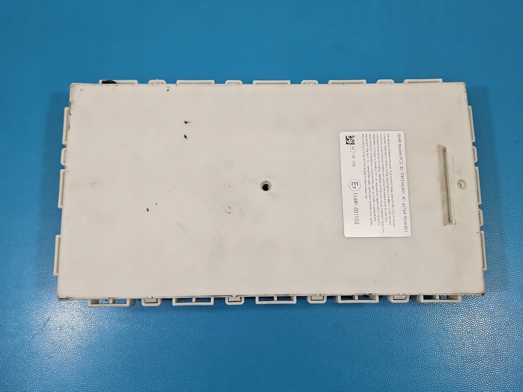 фото №8, Бортовой компьютер блок управления двигателя набор fem 0281019680 8573257 bmw f30 2.0d