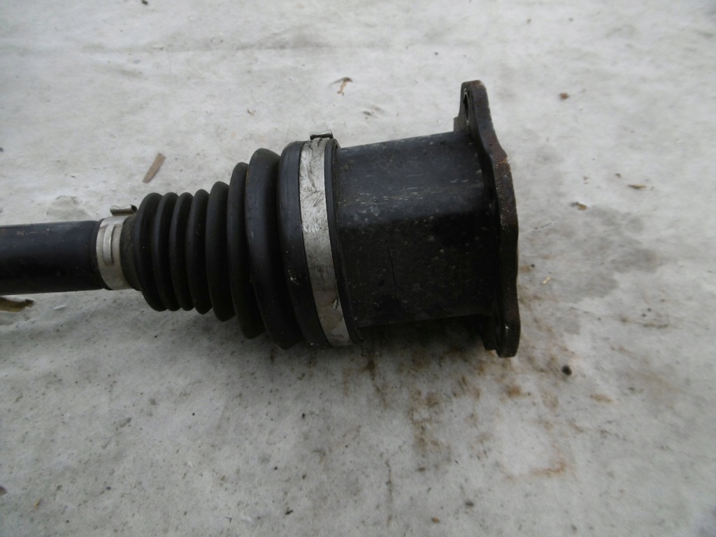 фото №4, Приводной вал левая 4m0407271l vw touareg iii