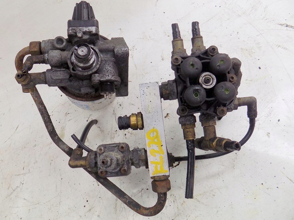 фото №7, Volvo fl 220 05r клапан фильтр основание распределитель