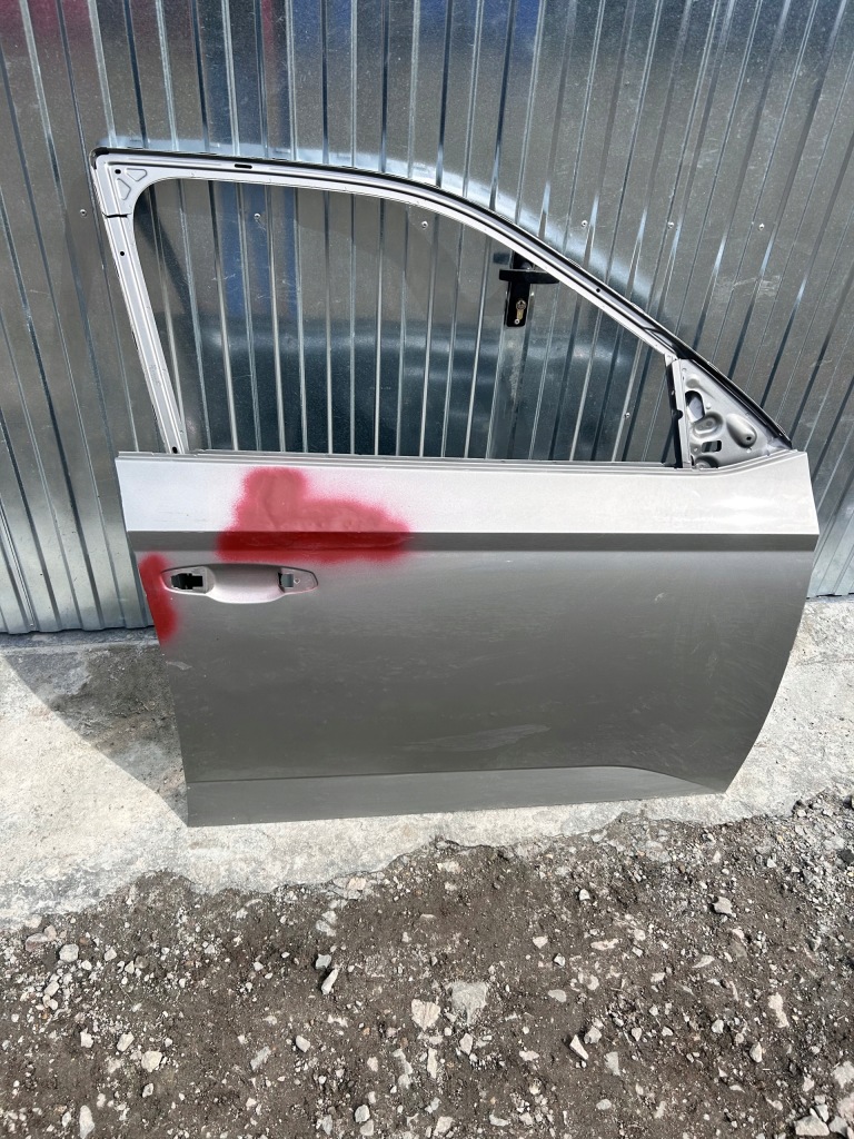 фото №1, Дверь передние правое skoda fabia iii nr.0