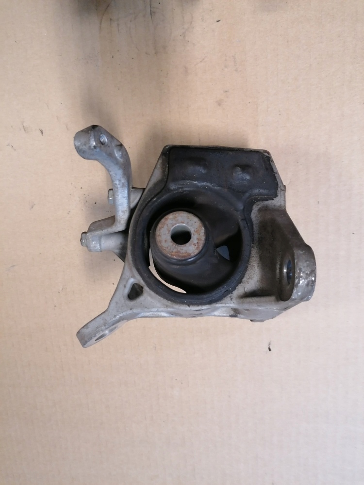 фото №1, Honda civic ix 1.4 12-15r кронштейн подушка двигуна
