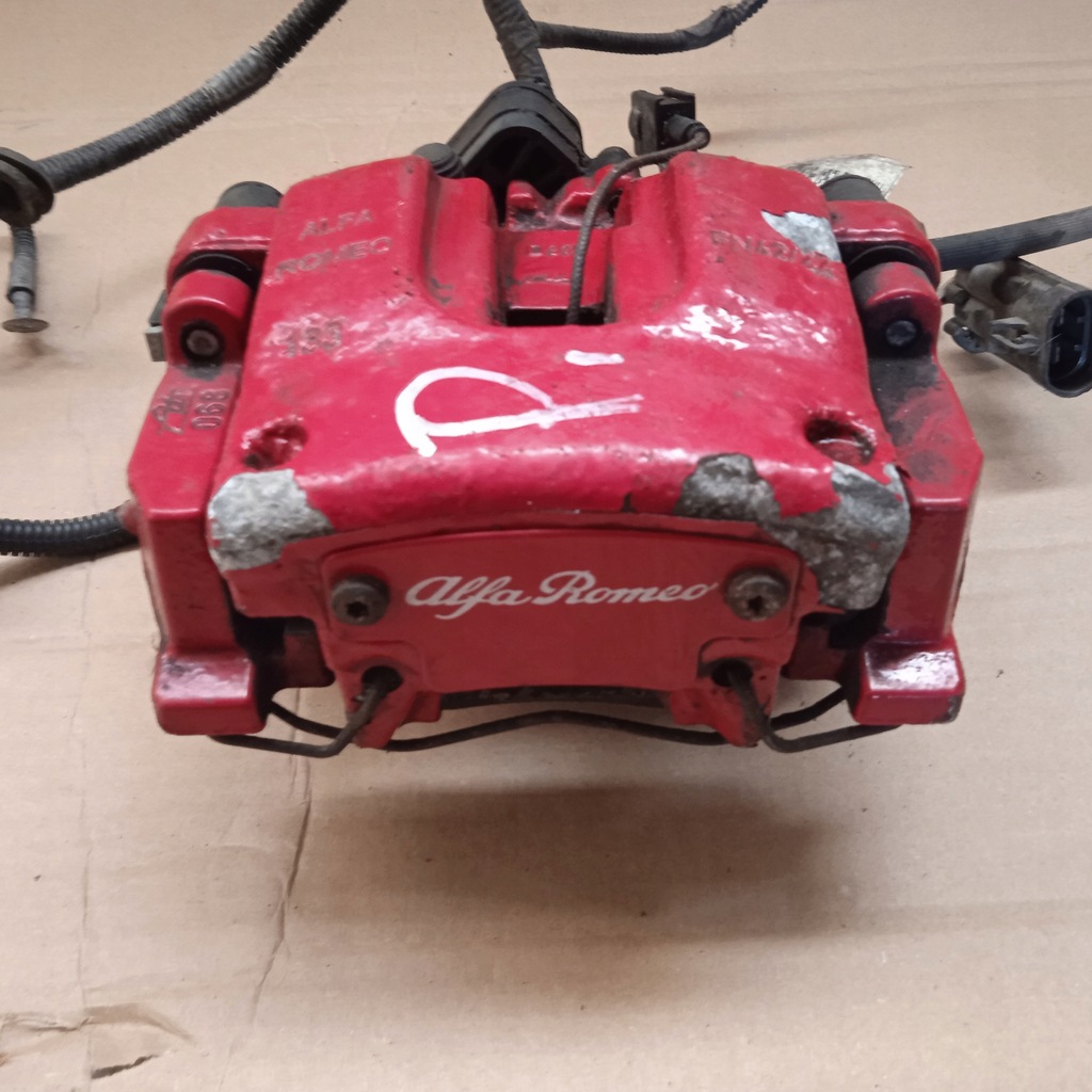 фото №1, Лівий задній супорт alfa romeo giulia