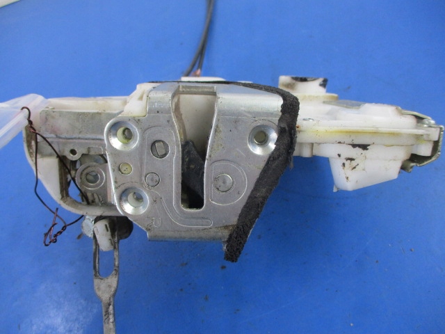 фото №4, Sx4 sedici замок перед правый 8pin+linki europa