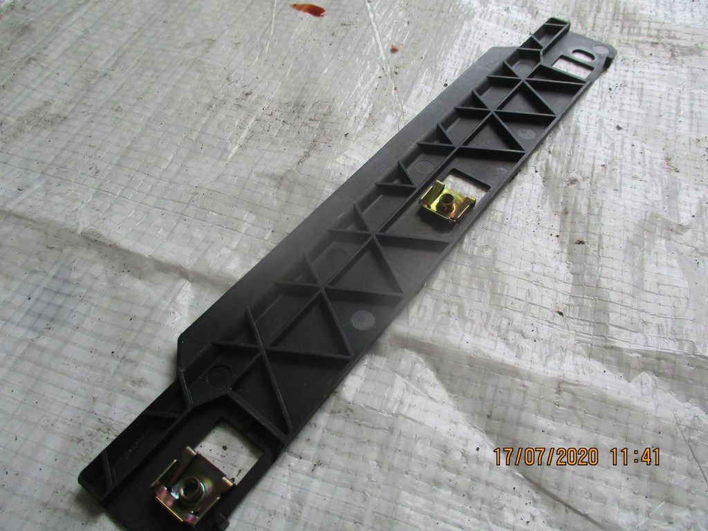 фото №7, Кронштейн пластик audi a3 8l 8l0880337