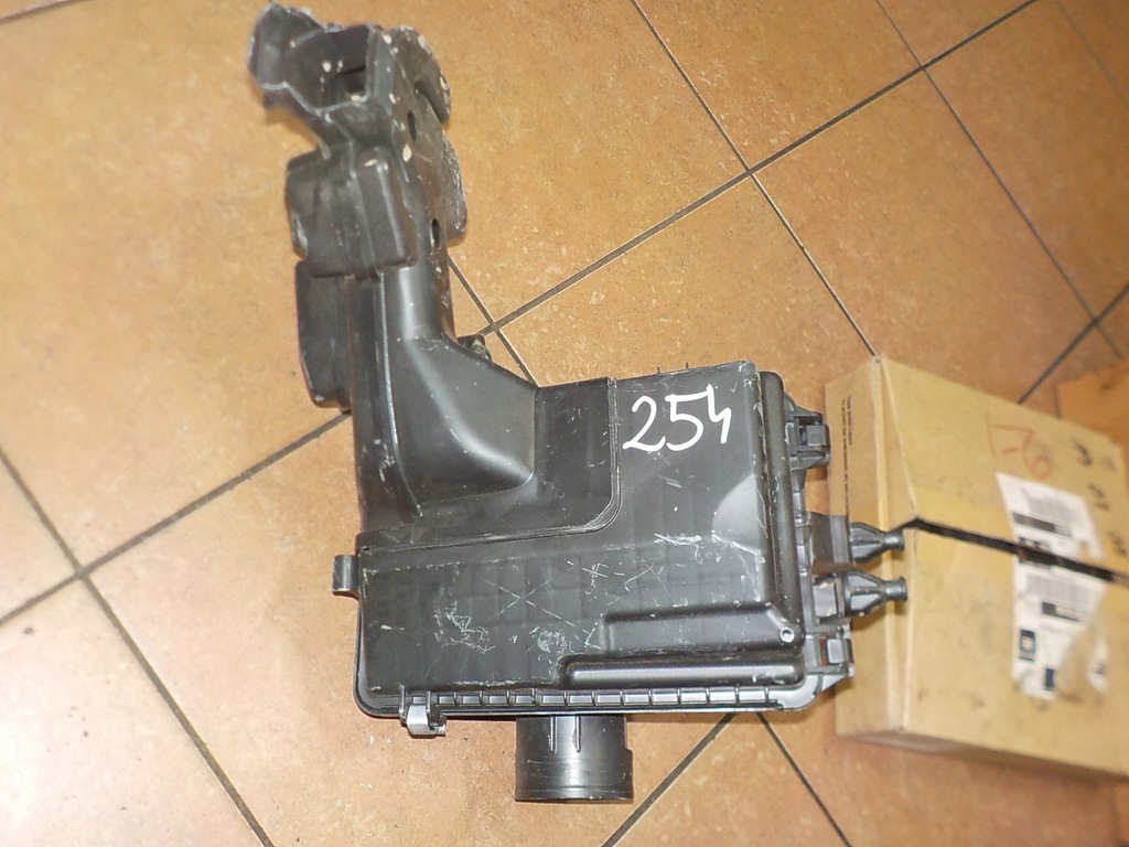 фото №1, Корпус фильтра воздуха qashqai j11 1.2 4ed0a